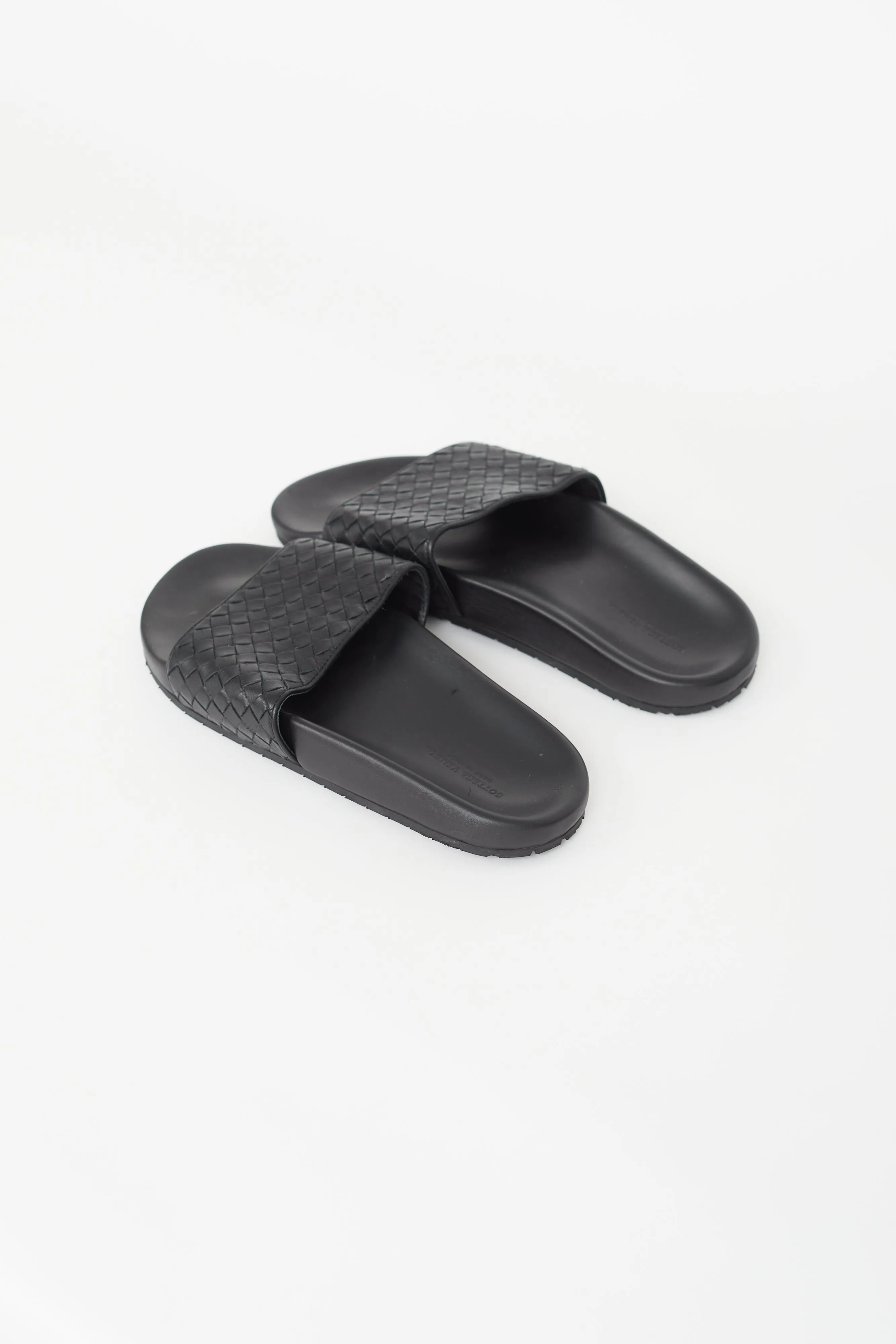 Black Leather Intrecciato Woven Slide