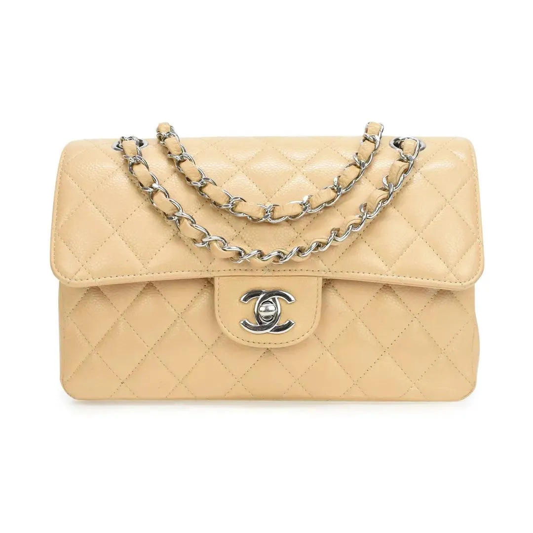 Chanel 'Classic Double Flap' Bag